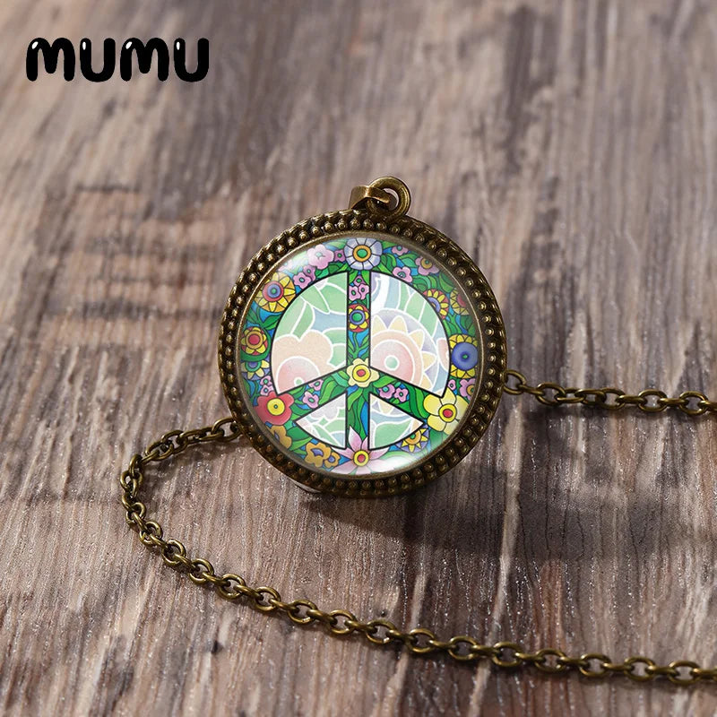 2023 New Hippy Peace Sign Necklace Art Painting Vintage Pendant Round Printed Photo Glass Dome Jewelry Handmade Items